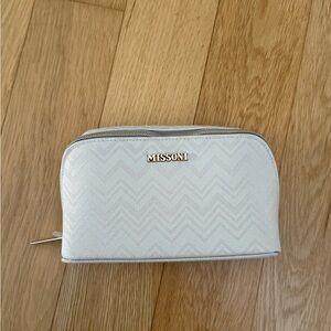Delta One Missoni Toiletry Bag NWT